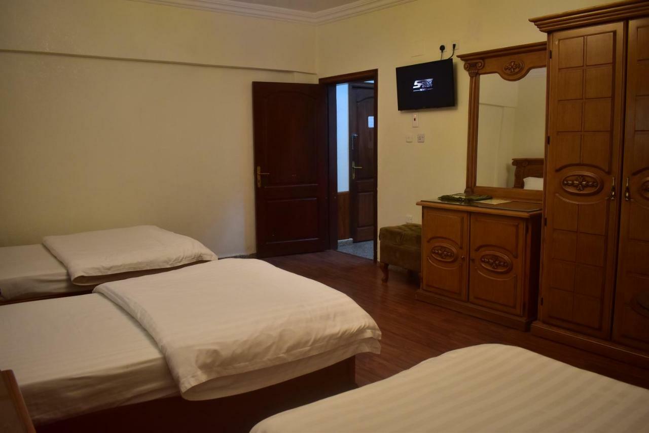 Genac Hotel יאנבו מראה חיצוני תמונה